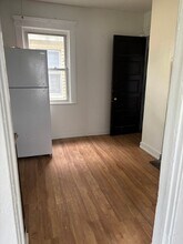 826 Whitcomb Rd in Cleveland, OH - Building Photo - Building Photo