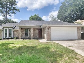 3407 Saratoga Dr in Houston, TX - Building Photo