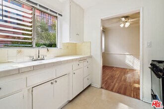 1411 N Fairfax Ave in West Hollywood, CA - Building Photo - Building Photo