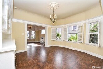 652 65th St in Oakland, CA - Foto de edificio - Building Photo