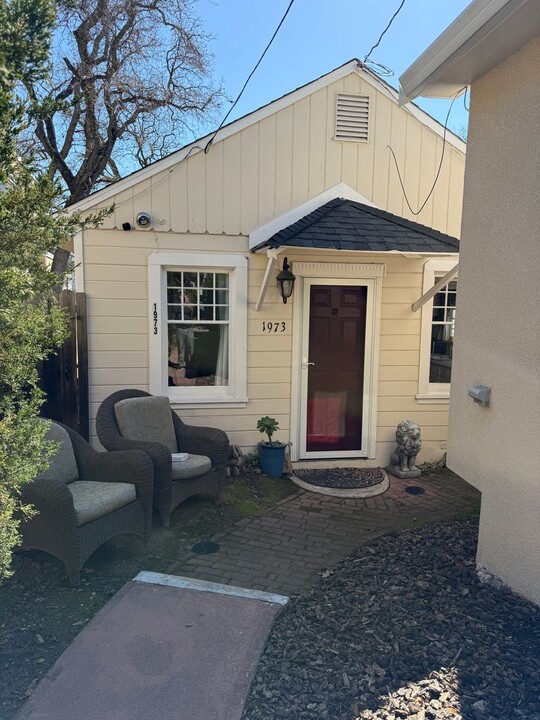 1973 Shuey Ave in Walnut Creek, CA - Building Photo