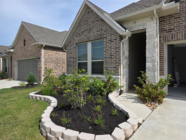 18327 Midnight Stone Ln