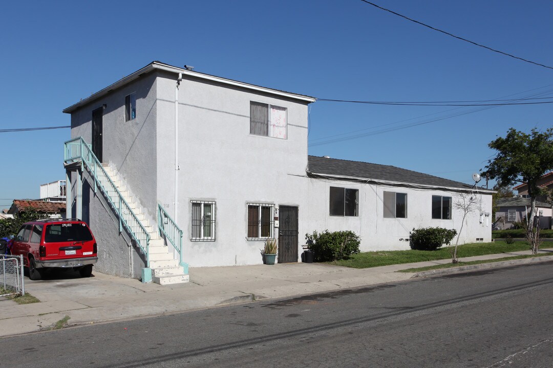 1918 Woden St in San Diego, CA - Building Photo