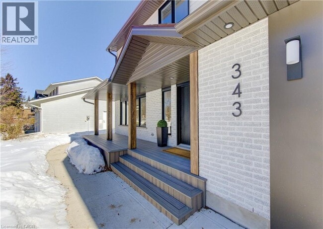 343 Craigleith Dr in Waterloo, ON - Building Photo - Building Photo