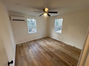 1702 J Ave in Greensboro, NC - Foto de edificio - Building Photo