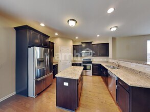 207 S Dunnwood Ln in Mount Juliet, TN - Building Photo - Building Photo