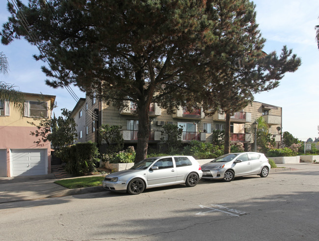 3649 Monon St in Los Angeles, CA - Foto de edificio - Building Photo