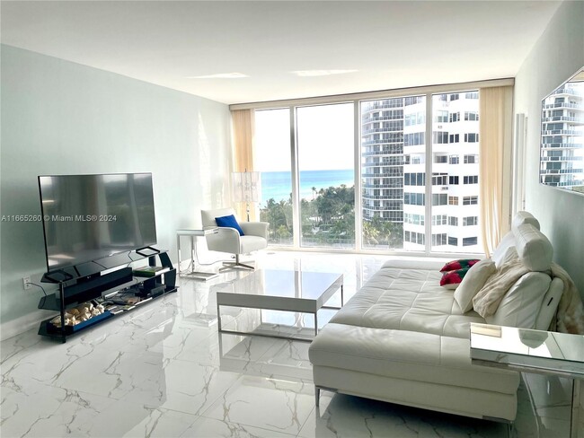 10275 Collins Ave, Unit 814 in Bal Harbour, FL - Building Photo - Building Photo