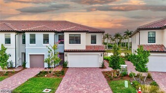 1424 Weeping Willow Ct in Cape Coral, FL - Building Photo