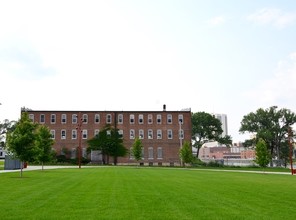 Mott Lofts in Cedar Rapids, IA - Building Photo - Building Photo