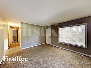 12543 Missouri Bottom Rd in Hazelwood, MO - Building Photo - Building Photo