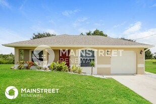 3202 21st St SW in Lehigh Acres, FL - Building Photo