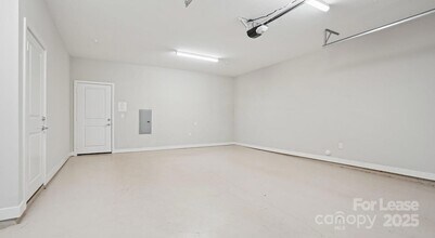 4010 Waiting St in Matthews, NC - Building Photo - Building Photo