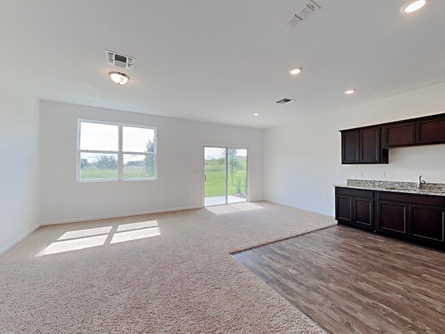 703 Madison Dr in Davenport, FL - Building Photo - Building Photo