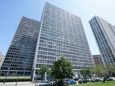 property at 340 W Diversey Pkwy