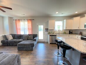 5499 Rosser Pittman Rd in Sanford, NC - Building Photo - Building Photo