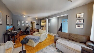 188 Lexington St in Boston, MA - Foto de edificio - Building Photo