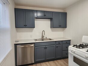 1904 Peachtree Ave in Oklahoma City, OK - Building Photo - Building Photo