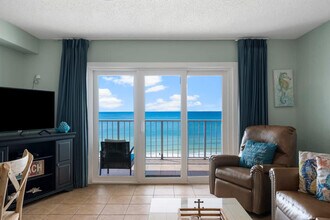 8743 Thomas Dr in Panama City Beach, FL - Building Photo - Building Photo