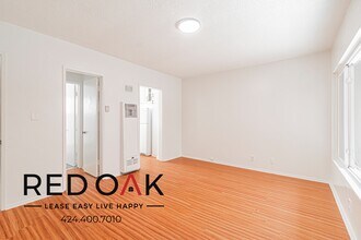 439 S Catalina St in Los Angeles, CA - Building Photo - Building Photo