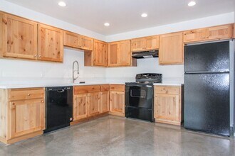 8559 Spouse Dr in Prescott Valley, AZ - Building Photo - Building Photo