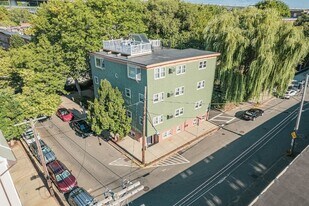 33 Medford St, Unit 6 in Chelsea, MA - Building Photo