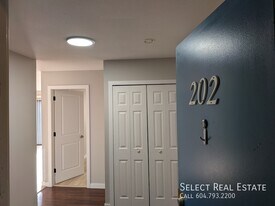 1755 No 9 Highway202 in Agassiz, BC - Building Photo