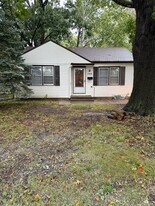 1745 SW Mission Ave in Topeka, KS - Building Photo