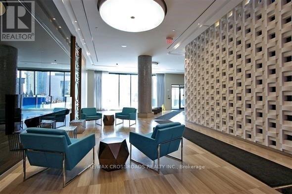 36 Park Lawn Rd in Toronto, ON - Building Photo - Building Photo