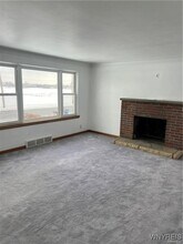 49 Youngs Rd in Buffalo, NY - Building Photo - Building Photo