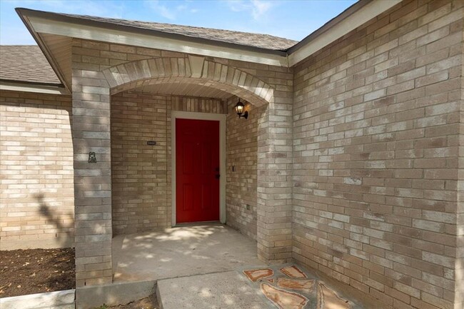 7613 Marble Ridge Dr in Austin, TX - Foto de edificio - Building Photo