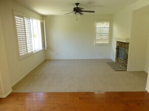27586 Olive Mill Ct in Santa Clarita, CA - Building Photo - Building Photo