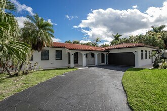 1330 W Terra Mar Dr in Pompano Beach, FL - Building Photo - Building Photo