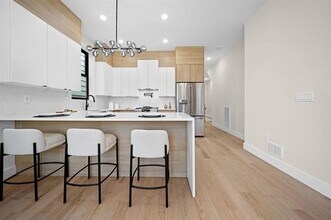 27 Graham St in Jersey City, NJ - Building Photo - Building Photo