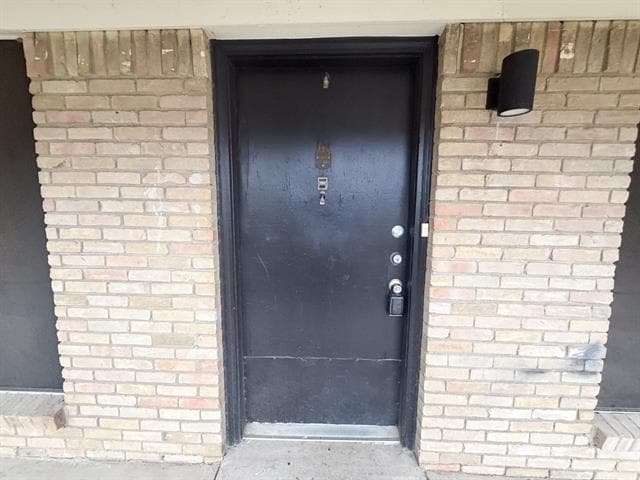 property at 510 W Marvin Ave