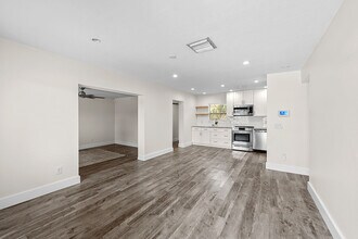 4015 W North A St in Tampa, FL - Building Photo - Building Photo