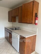 5804 Hwy Pl in Everett, WA - Building Photo - Building Photo