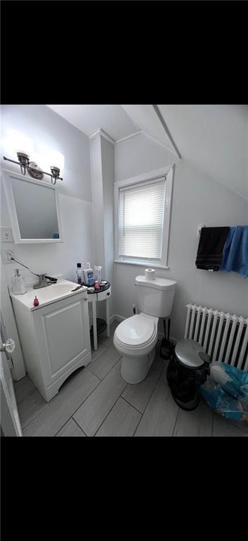 32 Rhode Island Ave in Newport, RI - Building Photo - Building Photo