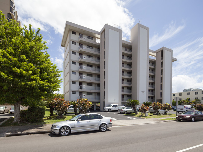 Lakeview Plaza in Honolulu, HI - Building Photo - Building Photo