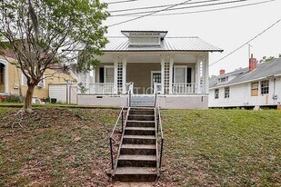 8 Beechwood Heights in Columbus, GA - Building Photo