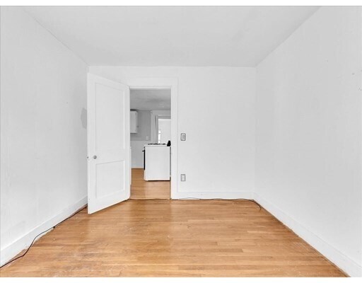 16 Kilby St-Unit -1 in Woburn, MA - Building Photo - Building Photo