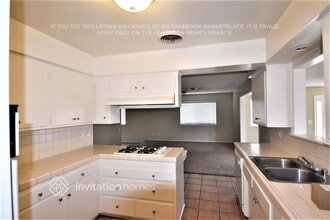 1105 E 42nd St in San Bernardino, CA - Foto de edificio - Building Photo