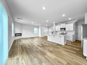 3731 13th St NE in Hickory, NC - Building Photo - Building Photo
