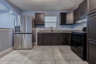 7118 Karen St in Houston, TX - Building Photo - Building Photo