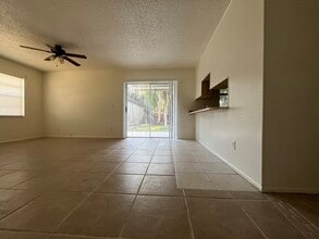 2841 N 2nd St, Unit 2841 in North Fort Myers, FL - Building Photo - Building Photo