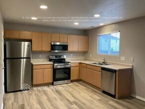 1205 Bluebird St in Brighton, CO - Building Photo - Building Photo