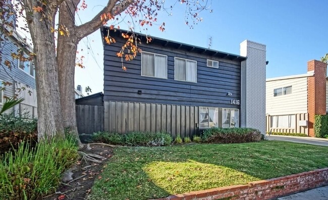 1416 12th St in Manhattan Beach, CA - Building Photo - Building Photo