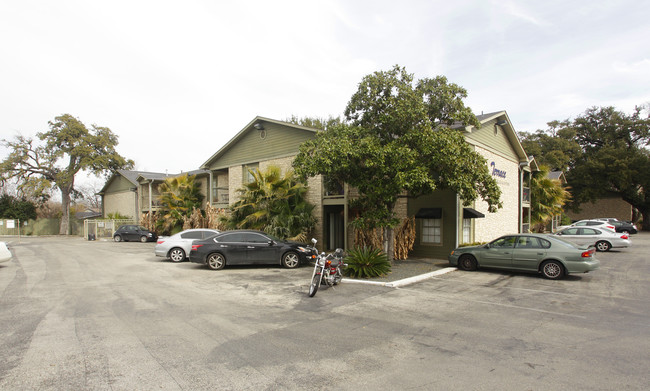 Creekside Terrace in Austin, TX - Foto de edificio - Building Photo