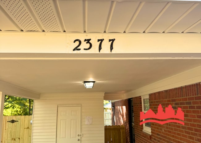 Charming and Updated 3-Bedroom Home for Rent! in Memphis, TN - Building Photo - Building Photo