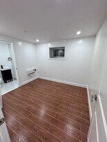 647 N 16th St, Unit 1 in Philadelphia, PA - Building Photo